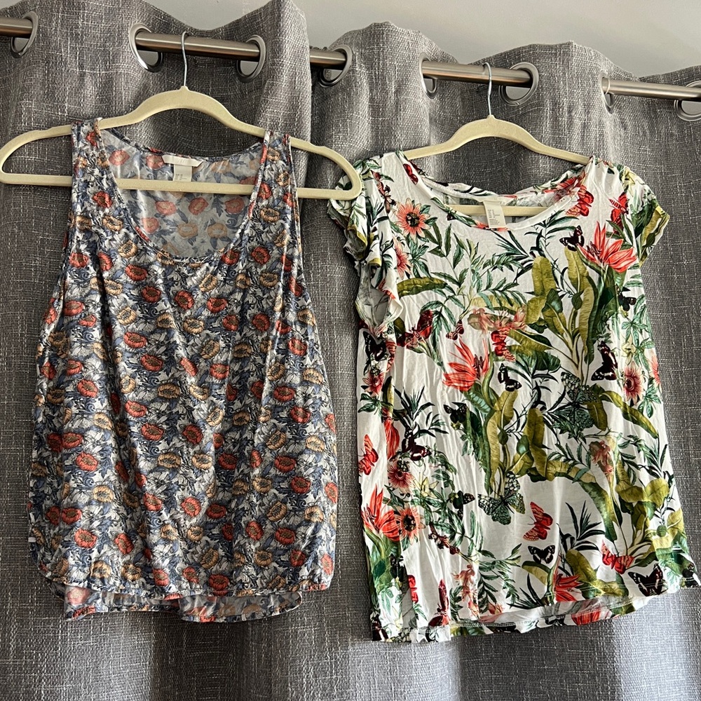 H&M - Bundle of TWO Medium shirts - floral tank & tropical floral print t-shirt